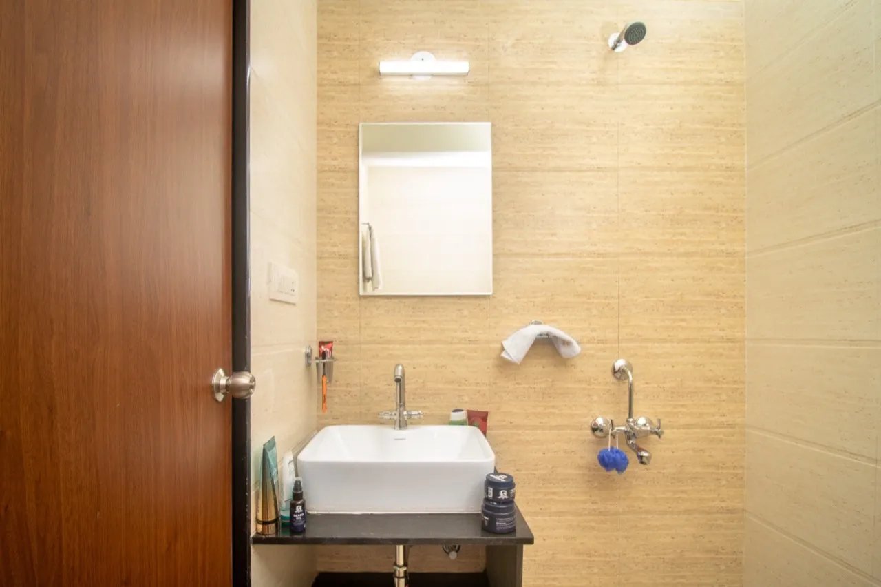 Fully-equipped pantry for student use in top Viman Nagar accommodation
